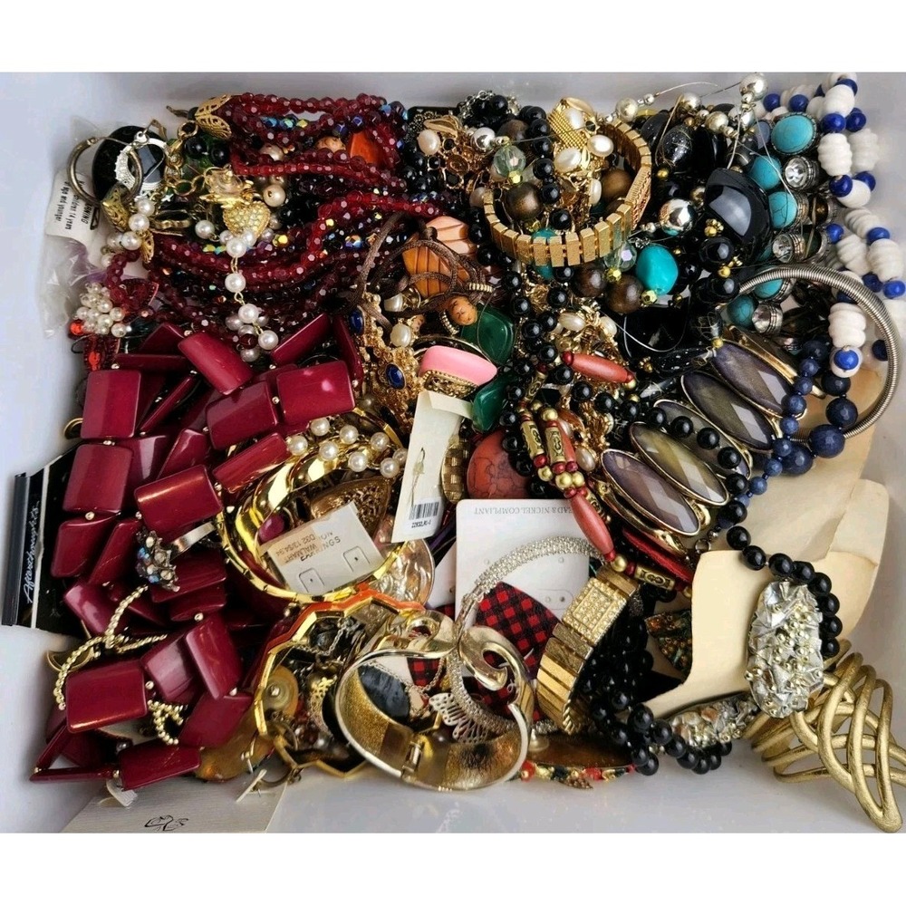 Junk Jewelry Lot 4 Lbs Wearable Tangled Vintage DIY Damaged Crafts Mixed Costume